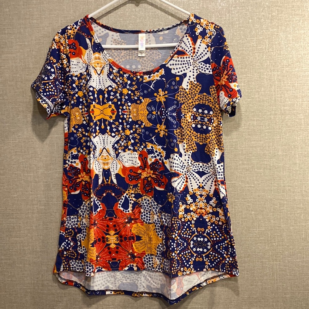 ⭐️ LuLaRoe Top